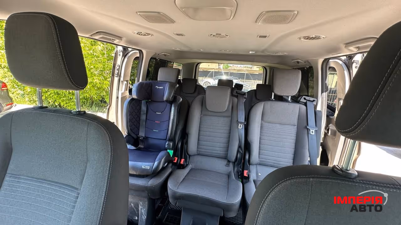 Ford Tourneo Custom - фото 13