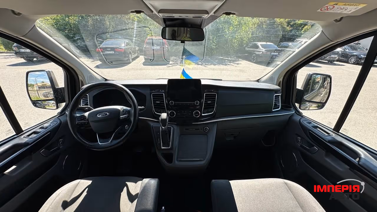 Ford Tourneo Custom - фото 14