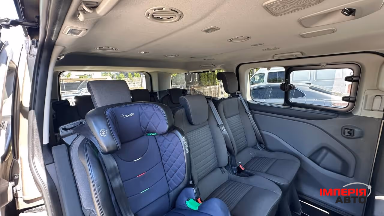 Ford Tourneo Custom - фото 17