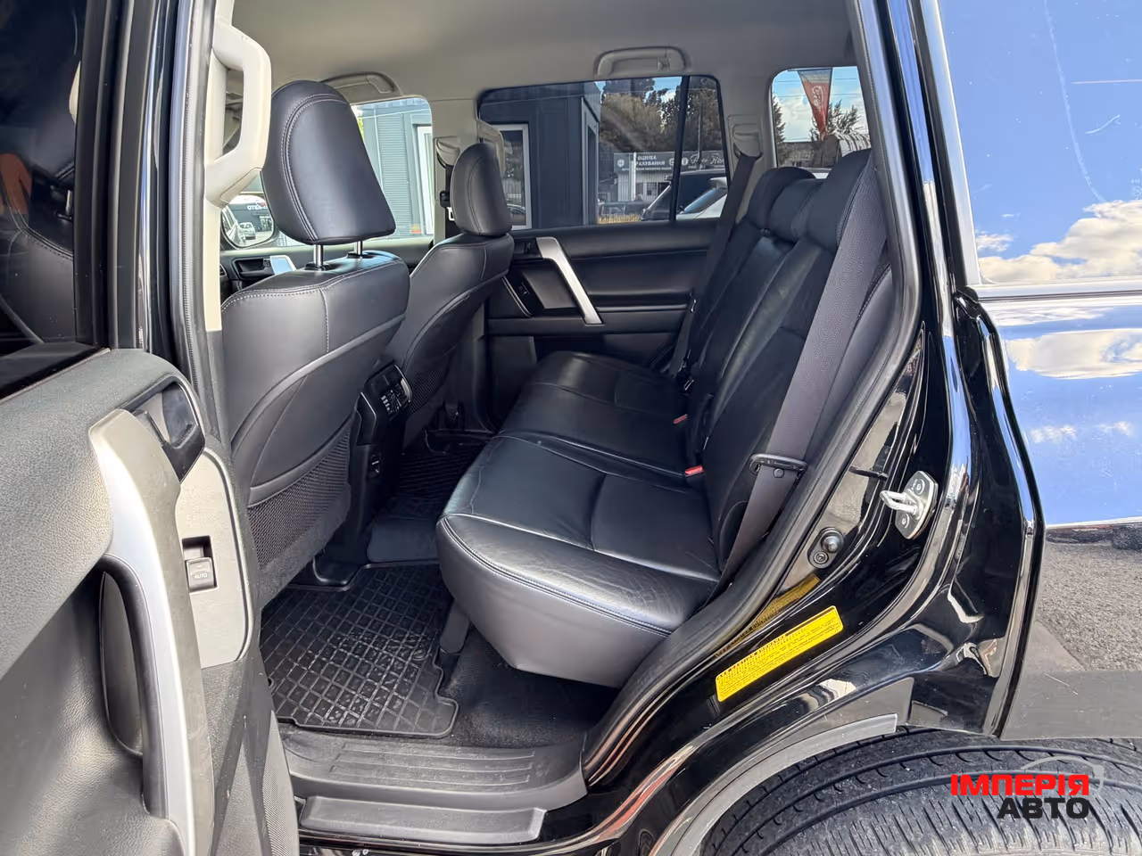 Toyota Land Cruiser Prado - фото 8