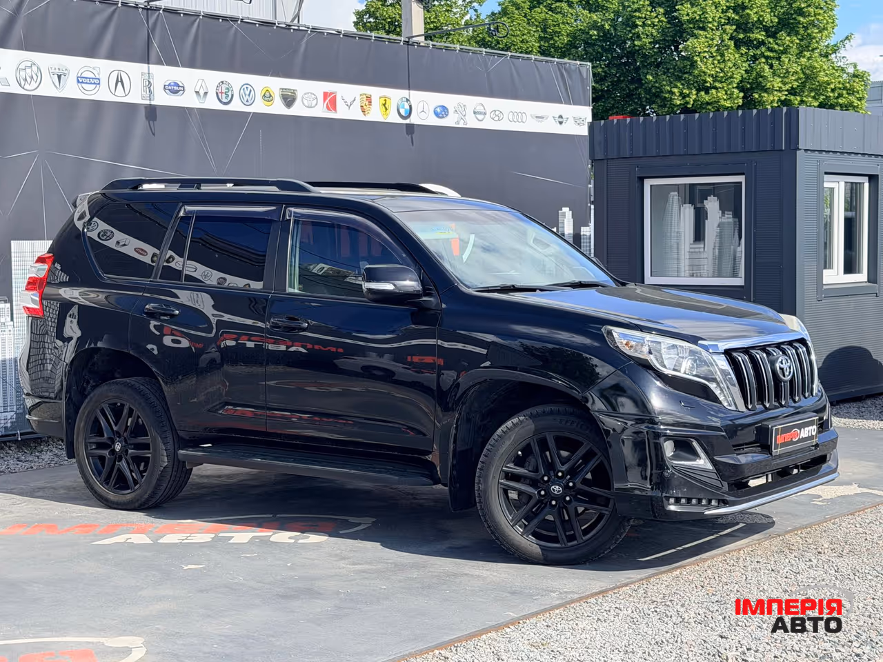 Toyota Land Cruiser Prado - фото 2
