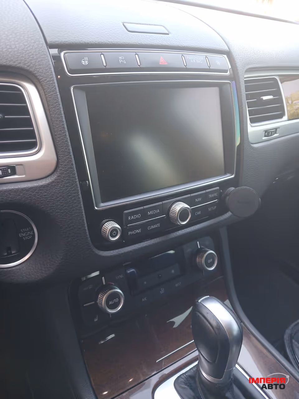 Volkswagen Touareg - фото 26