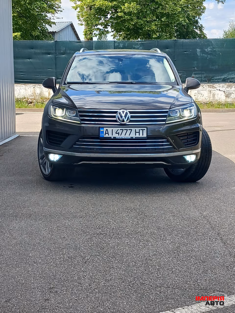 Volkswagen Touareg - фото 1