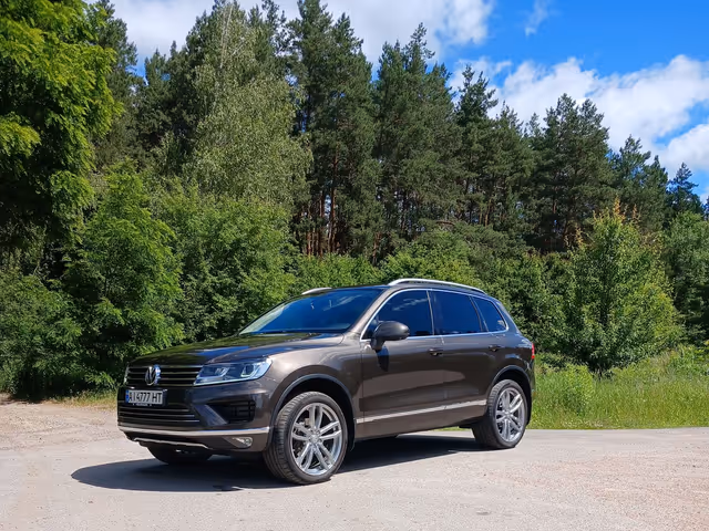 Volkswagen Touareg - фото 4