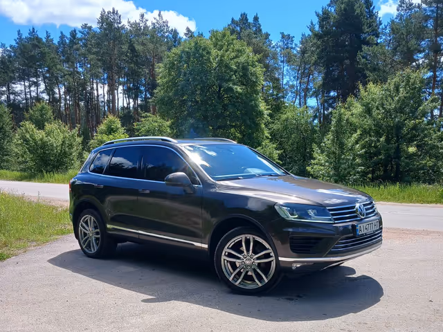 Volkswagen Touareg - фото 5