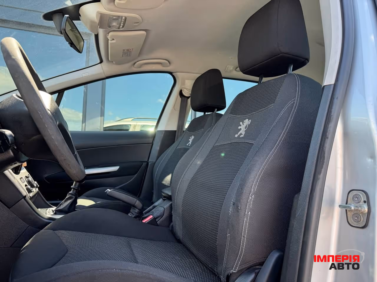 Peugeot 308 - фото 32