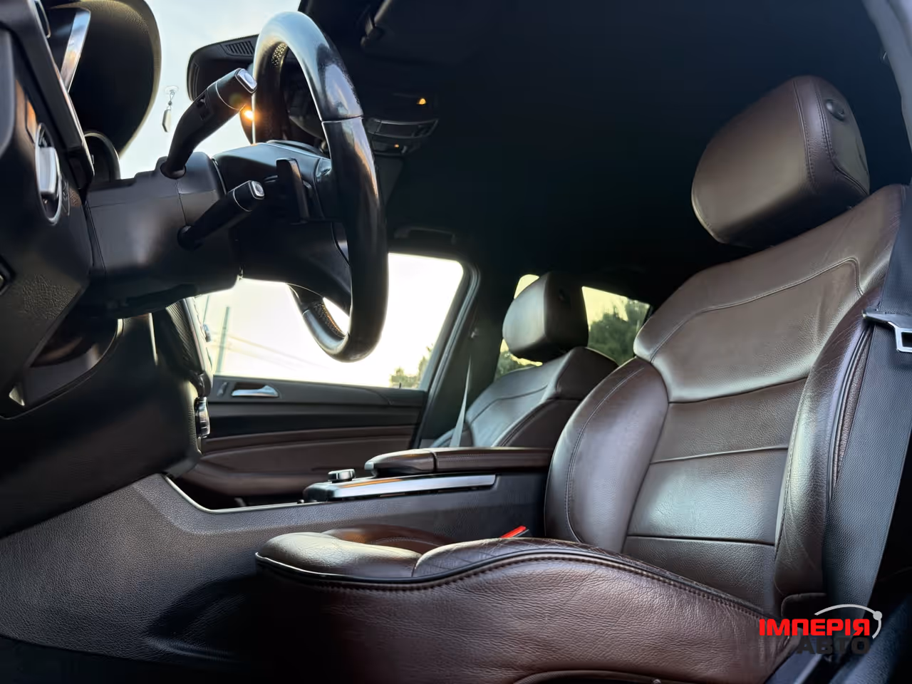 Mercedes-Benz M-Класс - фото 14