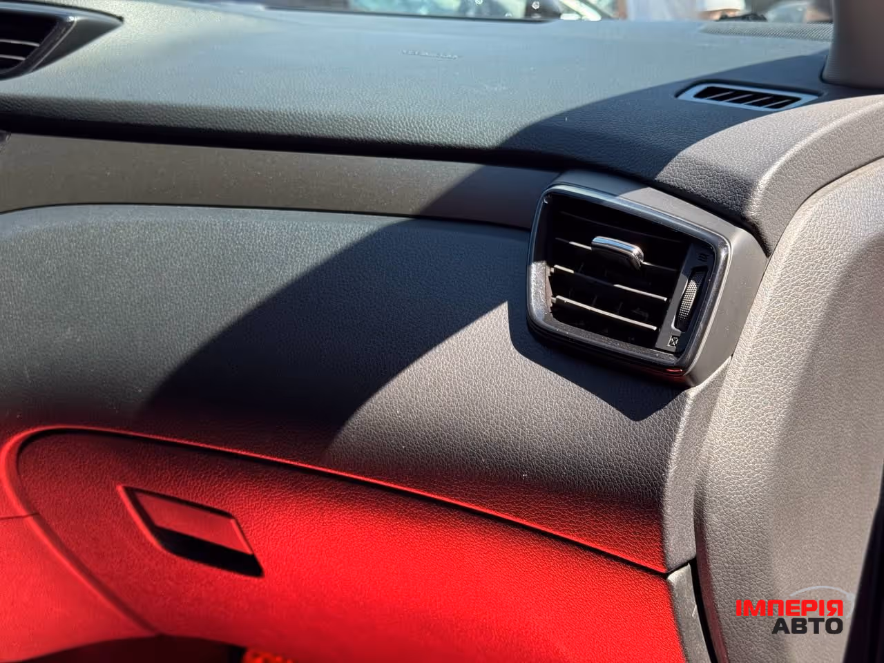 Nissan Rogue Sport - фото 70