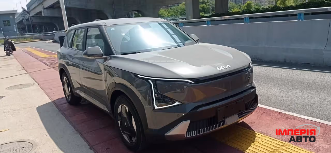 Kia EV5 - фото 1