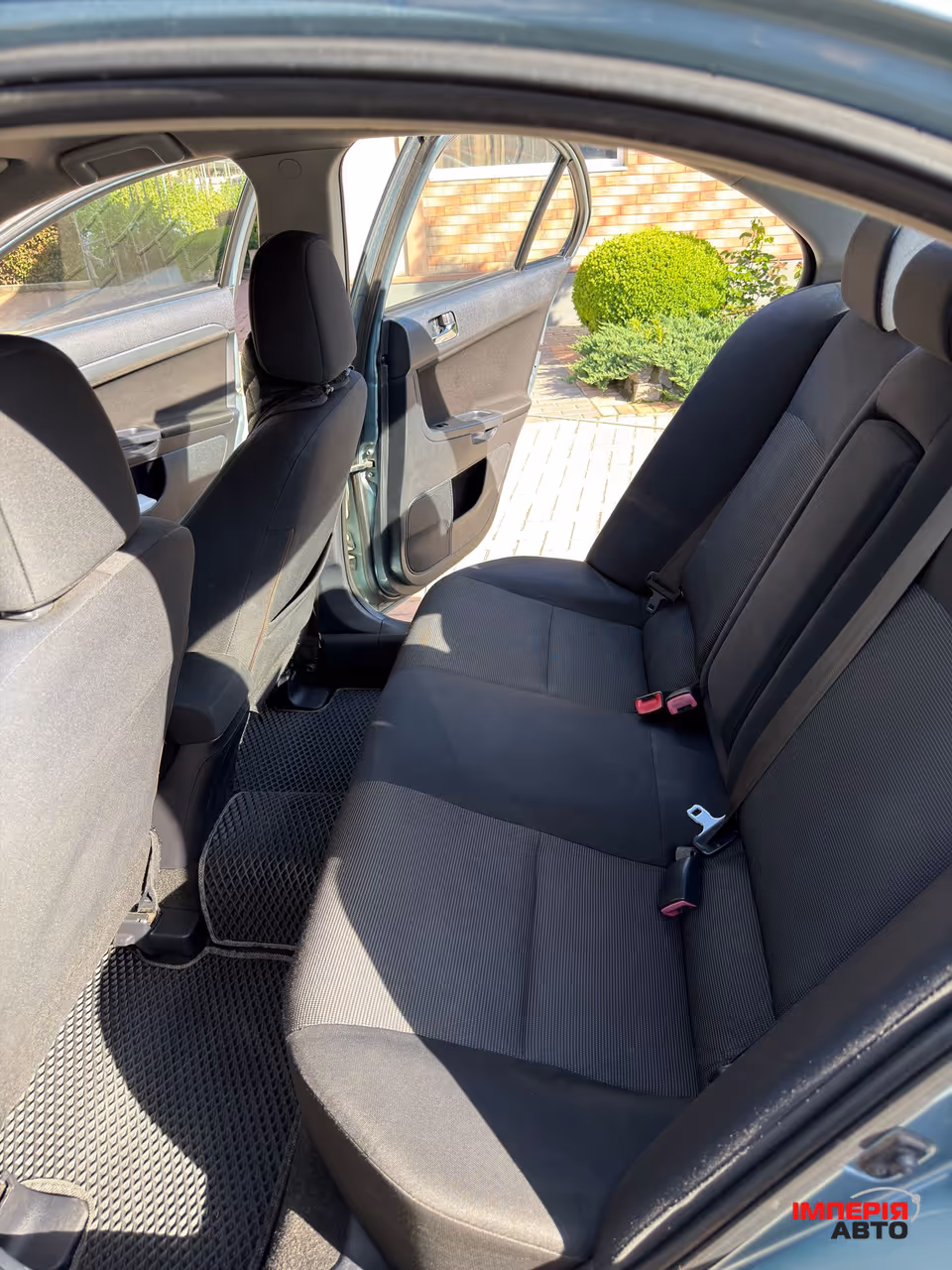Mitsubishi Lancer - фото 16