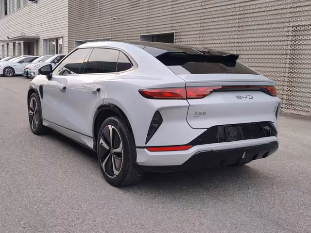 BYD Song L - фото 5