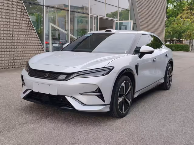 BYD Song L - фото 3