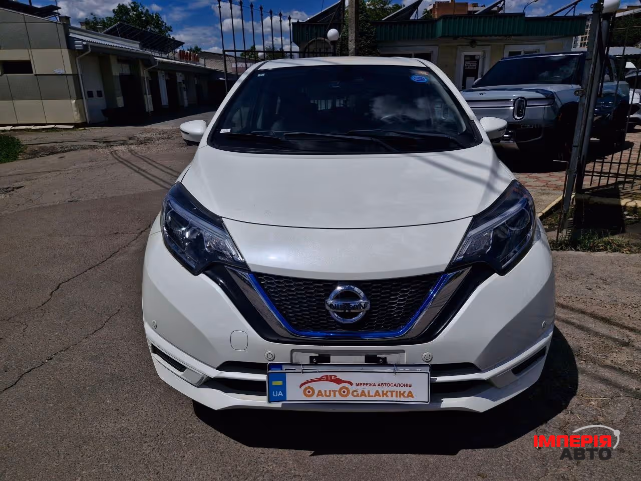 Nissan Note - фото 3
