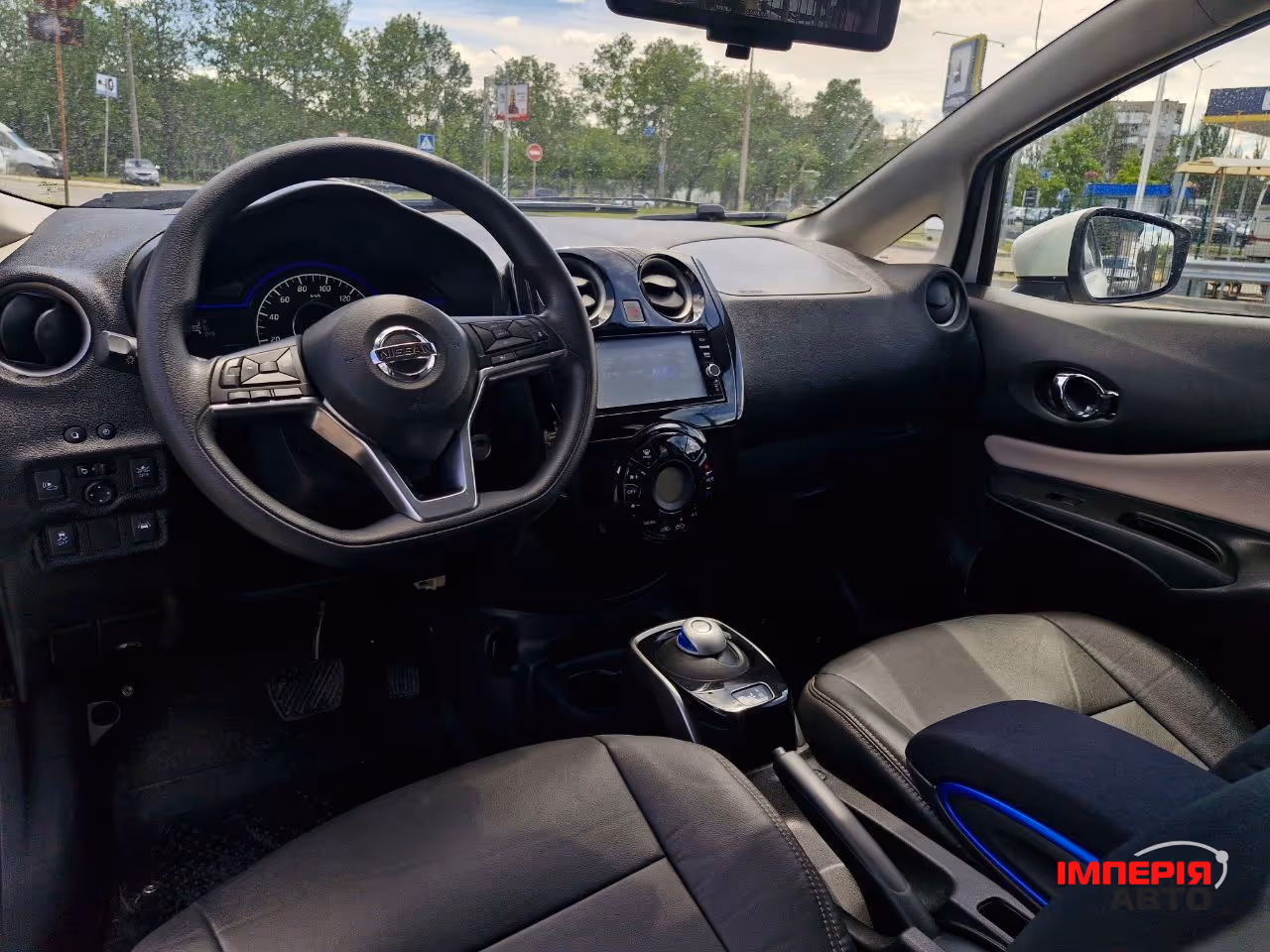 Nissan Note - фото 16