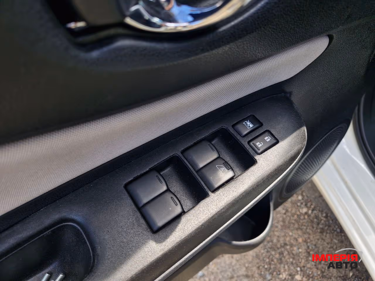 Nissan Note - фото 10