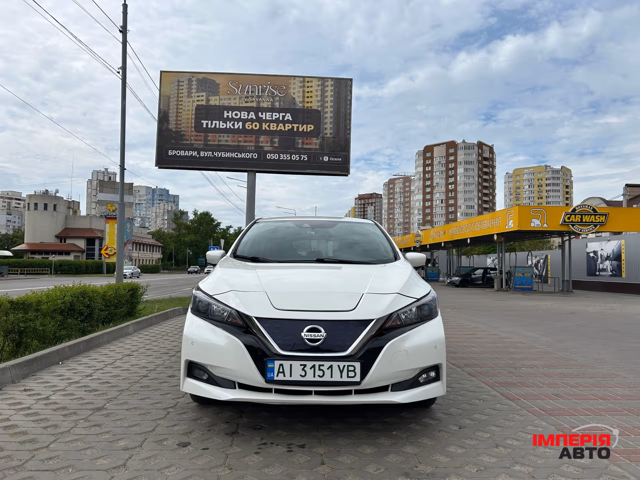 Nissan Leaf - фото 1
