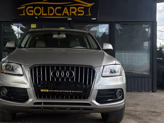 Audi Q5 - фото 1