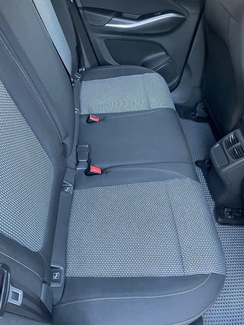 Opel Grandland X - фото 33