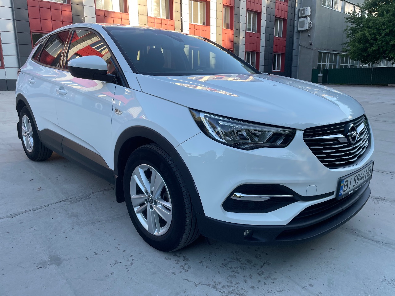 Opel Grandland X - фото 9