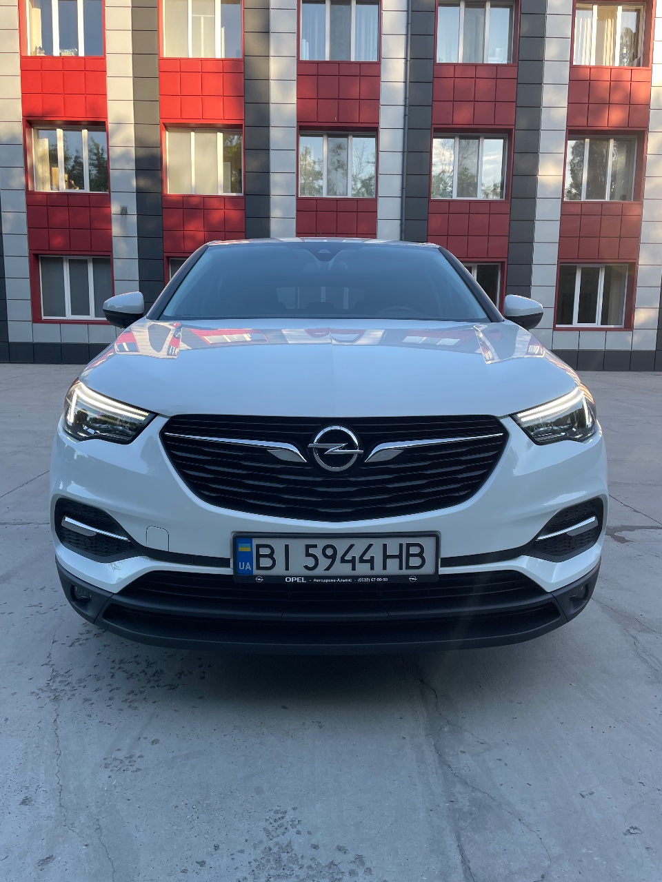 Opel Grandland X - фото 32