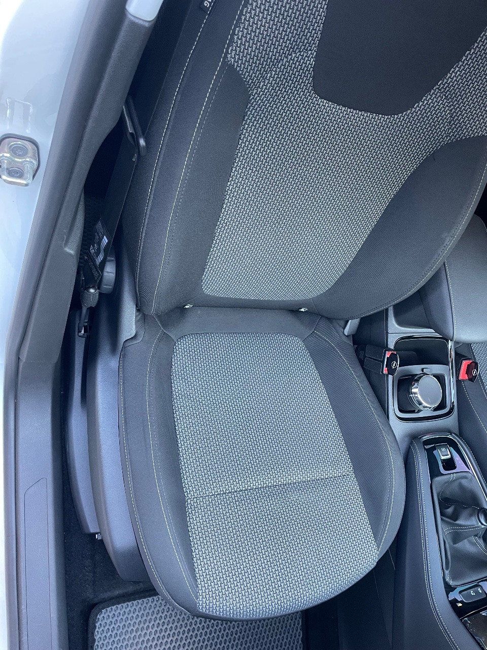 Opel Grandland X - фото 8