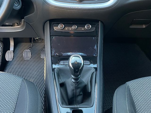 Opel Grandland X - фото 3