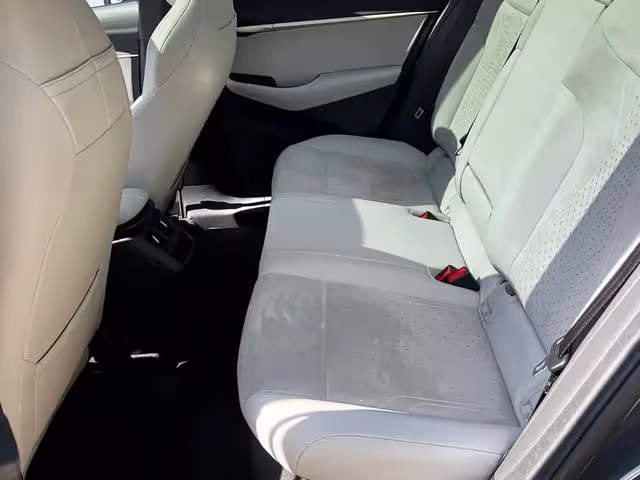 Volkswagen ID. Unyx 06 - фото 3