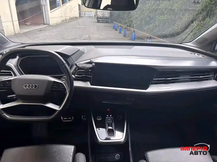 Audi Q4 e-tron - фото 7