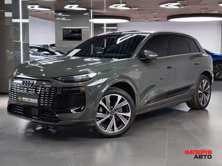Audi Q6 e-tron - фото 1