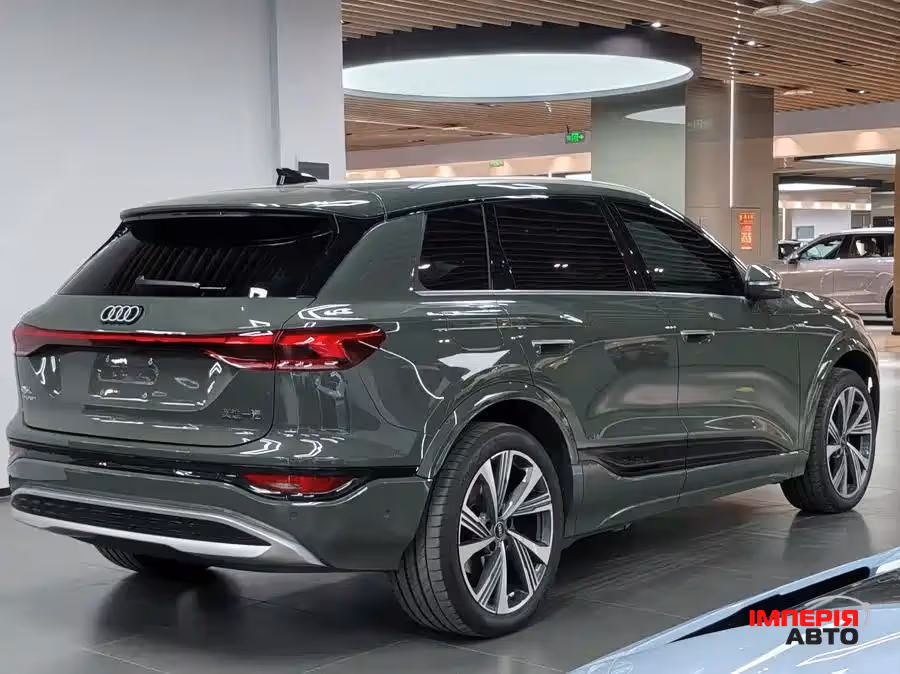 Audi Q6 e-tron - фото 2