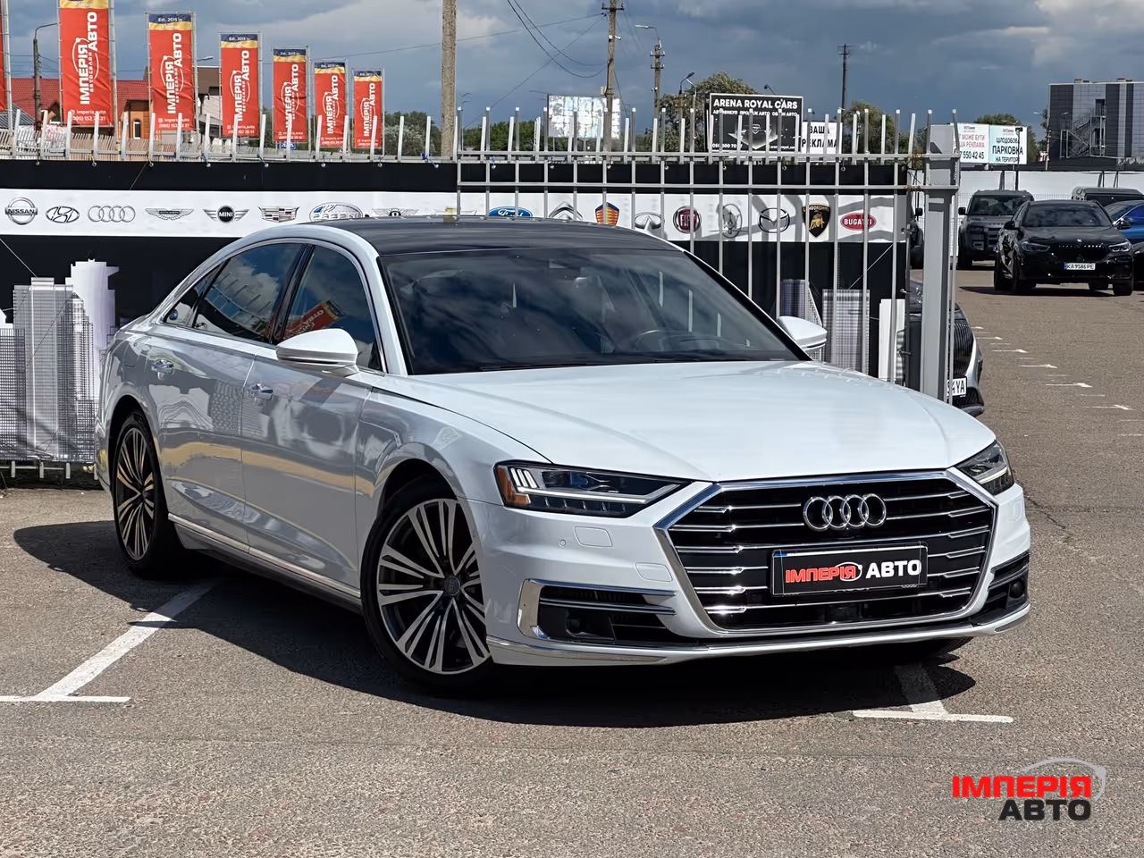 Audi A8 - фото 3