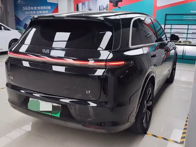 LiXiang L7 - фото 2