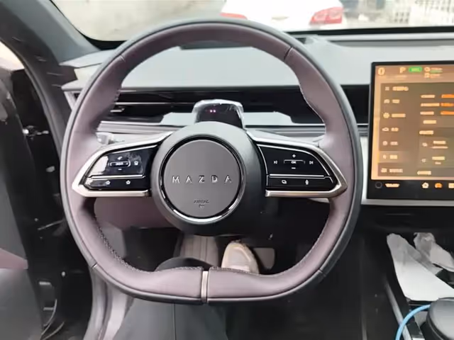 Mazda EZ-60 - фото 4
