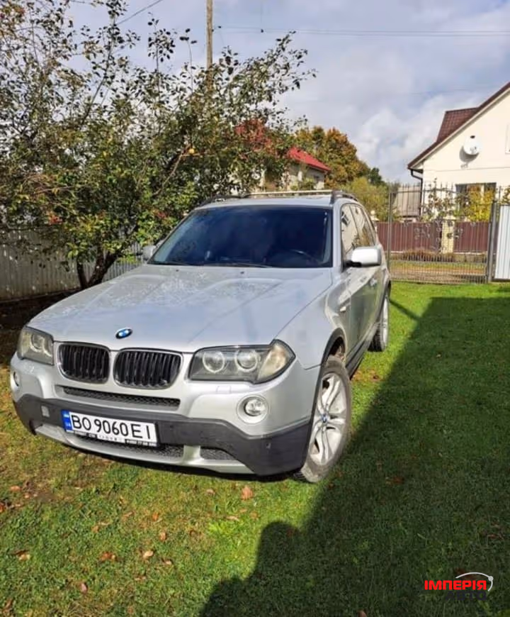 BMW X3 - фото 1