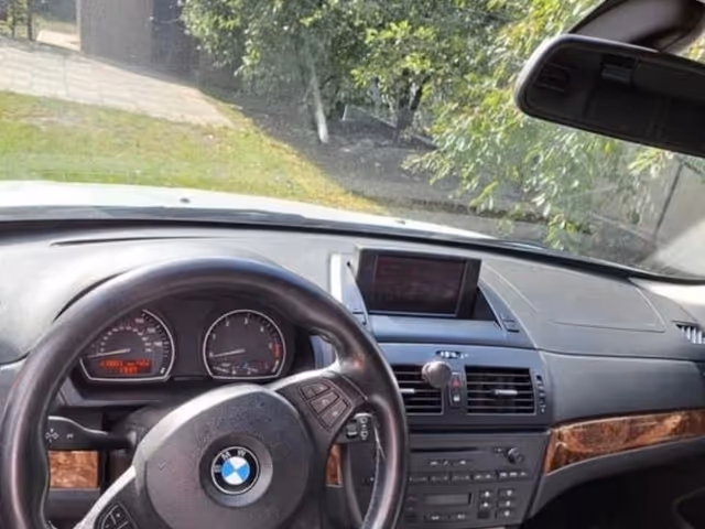 BMW X3 - фото 4