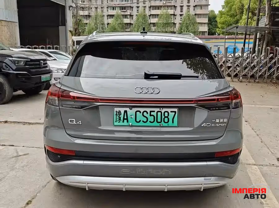 Audi Q4 e-tron - фото 2