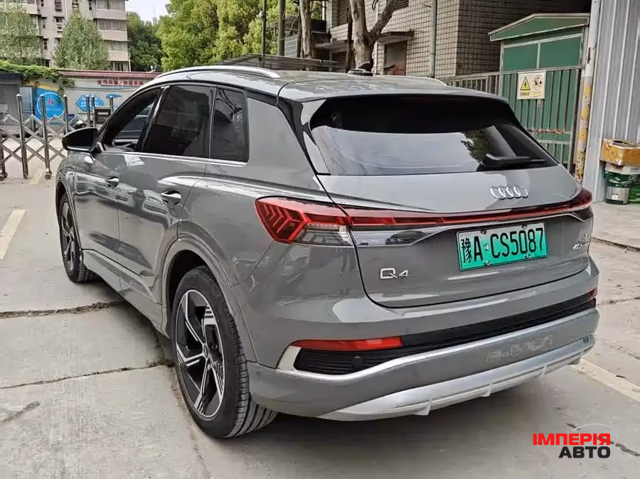 Audi Q4 e-tron - фото 3