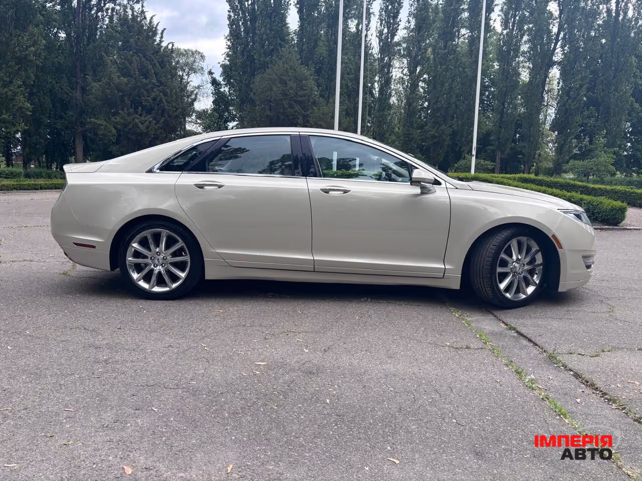 Lincoln MKZ - фото 10