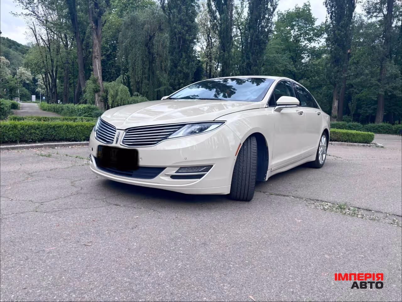 Lincoln MKZ - фото 2