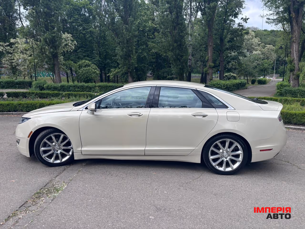Lincoln MKZ - фото 15