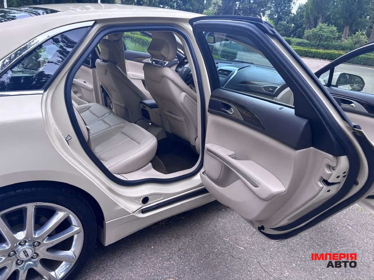 Lincoln MKZ - фото 22