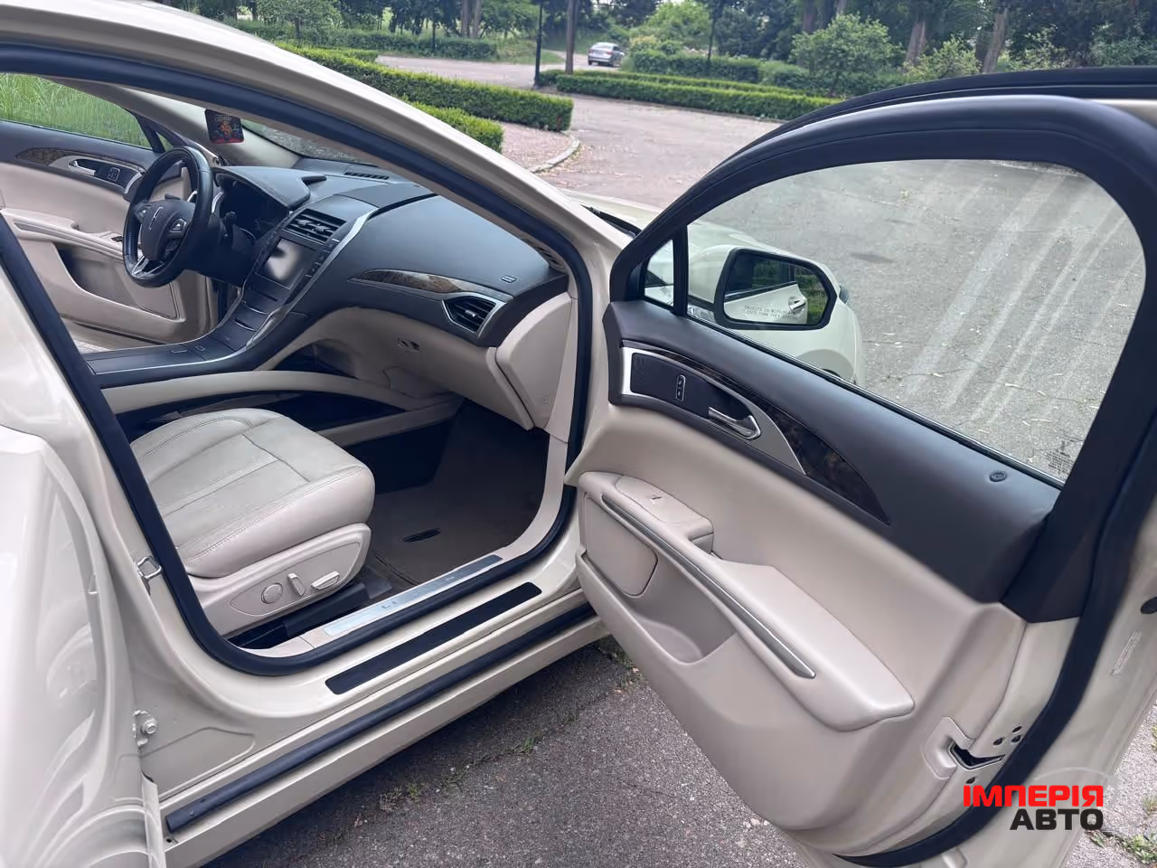 Lincoln MKZ - фото 24