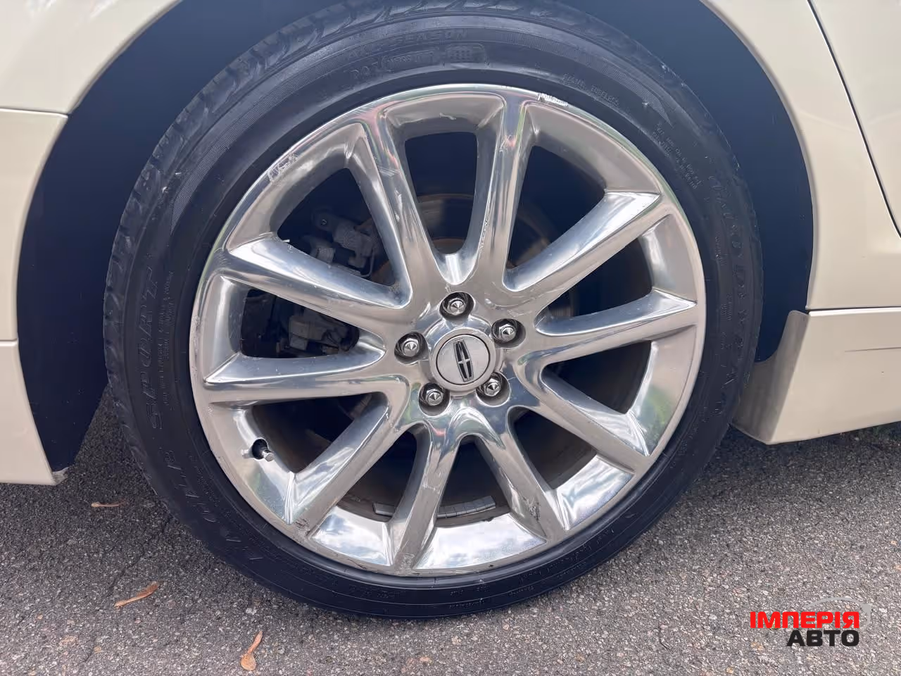 Lincoln MKZ - фото 32