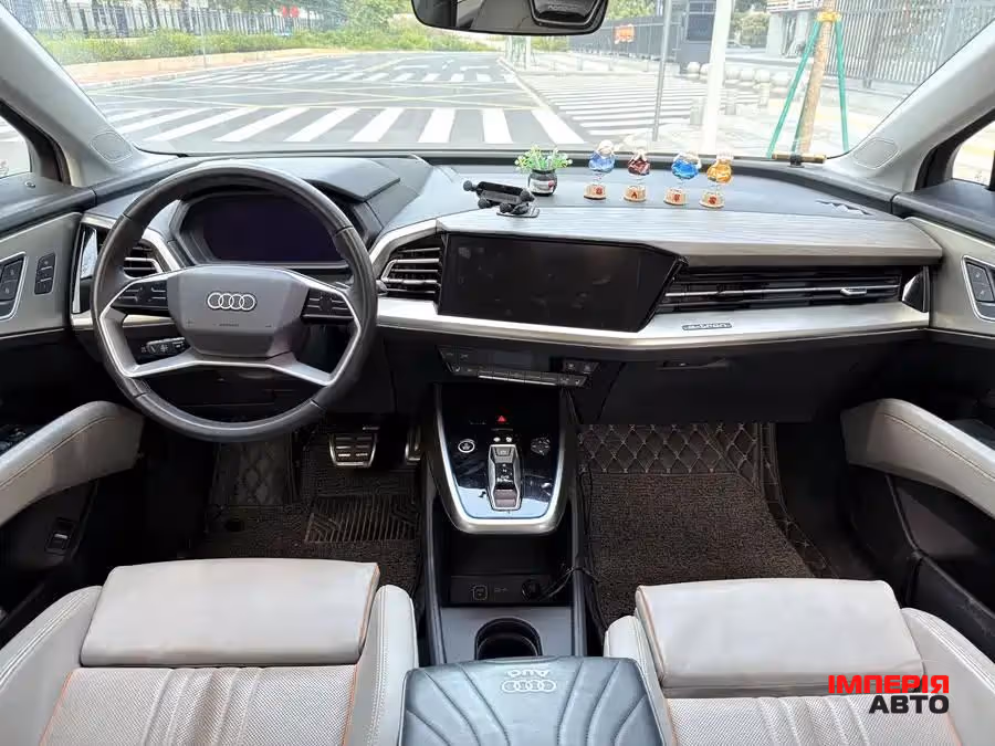 Audi Q5 e-tron - фото 16