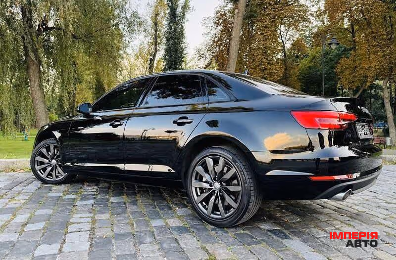 Audi A4 - фото 20