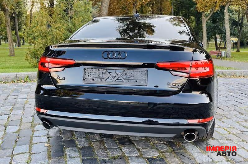 Audi A4 - фото 11