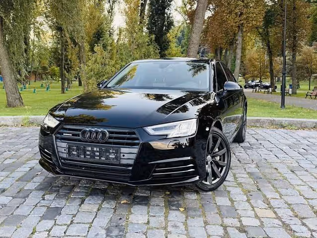 Audi A4 - фото 2