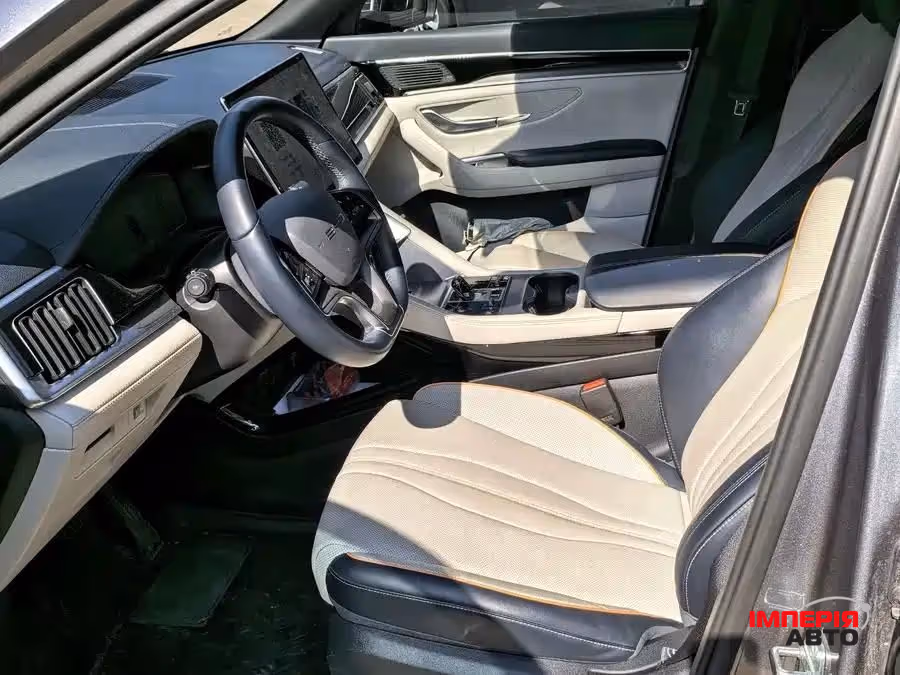 BYD Song Plus - фото 4
