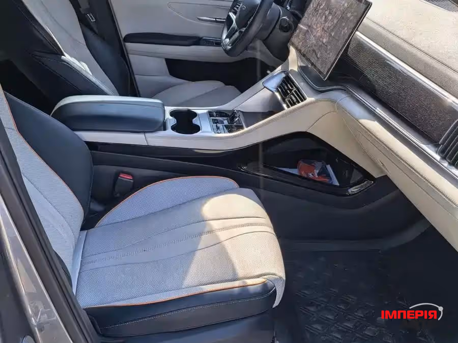 BYD Song Plus - фото 6