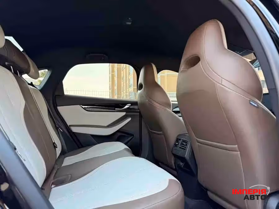 BYD Qin Plus - фото 9